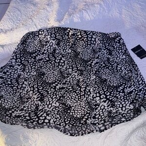 Forever 21 Monochrome Abstract Skirt
